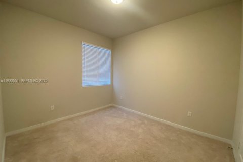 Adosado en alquiler en Homestead, Florida, 4 dormitorios, 183.95 m2 № 1992098 - foto 25