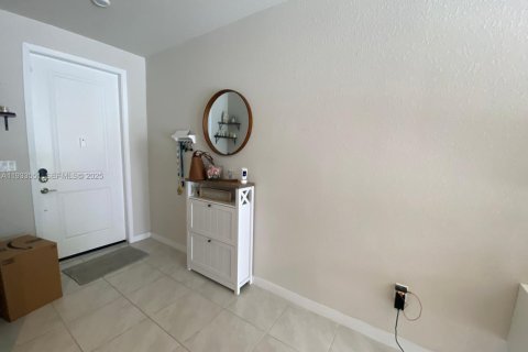 Adosado en alquiler en Homestead, Florida, 4 dormitorios, 183.95 m2 № 1992098 - foto 2