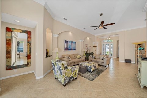 Villa ou maison à louer à Lakewood Ranch, Floride: 4 chambres, 203.08 m2 № 1825369 - photo 4