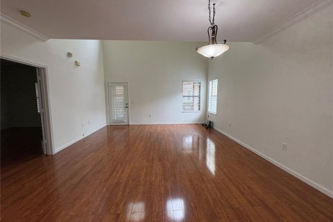 Condo in Palm Harbor, Florida, 4 bedrooms  № 2197569 - photo 6