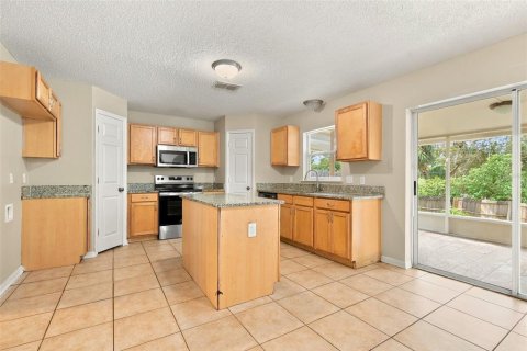 Villa ou maison à vendre à Eustis, Floride: 4 chambres, 204.38 m2 № 2410504 - photo 5