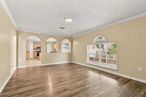 Villa ou maison à vendre à Eustis, Floride: 4 chambres, 204.38 m2 № 2410504 - photo 6