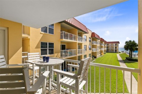 Condo in New Smyrna Beach, Florida, 2 bedrooms  № 1684579 - photo 26