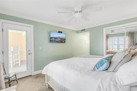 Condo in New Smyrna Beach, Florida, 2 bedrooms  № 1684579 - photo 18
