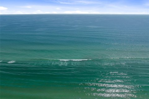 Condo in New Smyrna Beach, Florida, 2 bedrooms  № 1684579 - photo 30