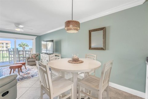 Condo in New Smyrna Beach, Florida, 2 bedrooms  № 1684579 - photo 5
