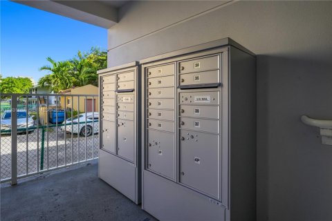 Appartement à louer à Miami, Floride: 2 chambres № 1989560 - photo 14