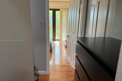 House in Sunrise, Florida 4 bedrooms № 1886639 - photo 24