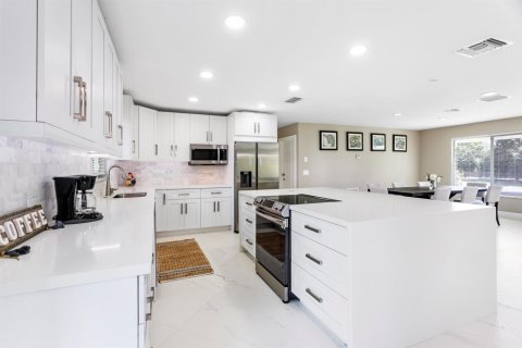 Casa en venta en Haverhill, Florida, 4 dormitorios, 182.09 m2 № 2194772 - foto 6