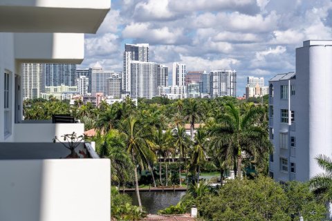 Condominio en venta en Fort Lauderdale, Florida, 2 dormitorios, 113.15 m2 № 2346151 - foto 24