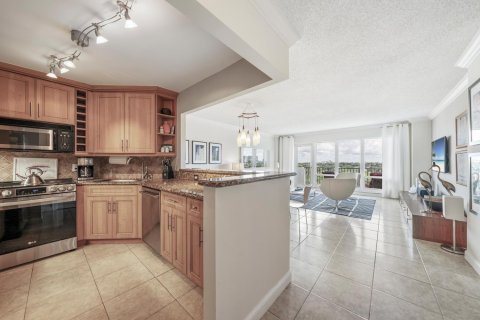 Condominio en venta en Fort Lauderdale, Florida, 2 dormitorios, 113.15 m2 № 2346151 - foto 11