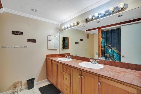 Copropriété à vendre à Lauderhill, Floride: 2 chambres, 130.99 m2 № 1948961 - photo 15