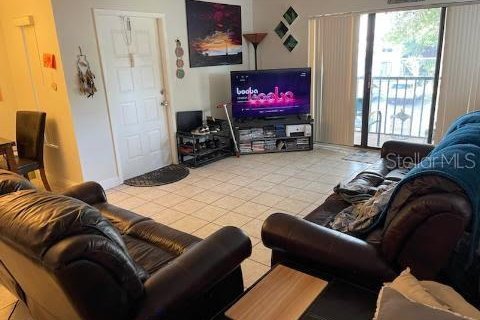 Condo in Tarpon Springs, Florida, 3 bedrooms  № 1914659 - photo 6