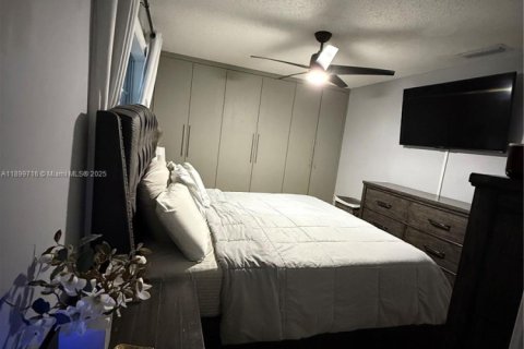 Casa en venta en Sunrise, Florida, 3 dormitorios, 131.55 m2 № 1951572 - foto 23