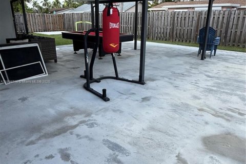 Casa en venta en Sunrise, Florida, 3 dormitorios, 131.55 m2 № 1951572 - foto 20