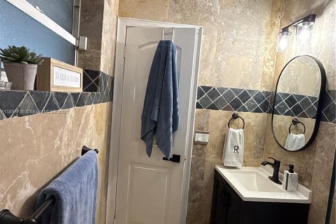 Casa en venta en Sunrise, Florida, 3 dormitorios, 131.55 m2 № 1951572 - foto 25