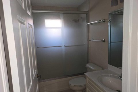 Villa ou maison à vendre à Port St. Lucie, Floride: 4 chambres, 191.01 m2 № 2147186 - photo 12