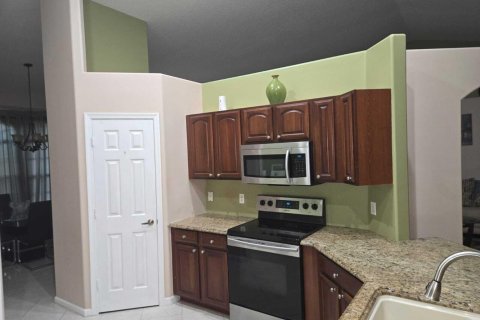 Villa ou maison à vendre à Port St. Lucie, Floride: 4 chambres, 191.01 m2 № 2147186 - photo 5