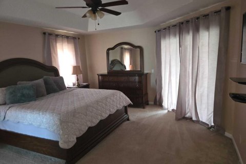 Villa ou maison à vendre à Port St. Lucie, Floride: 4 chambres, 191.01 m2 № 2147186 - photo 7