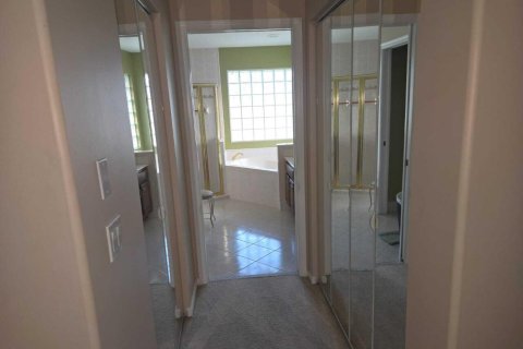 Villa ou maison à vendre à Port St. Lucie, Floride: 4 chambres, 191.01 m2 № 2147186 - photo 8