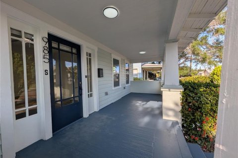 House in Saint Petersburg, Florida 3 bedrooms, 98.57 sq.m. № 2114162 - photo 4