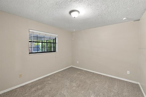 Villa ou maison à vendre à Longwood, Floride: 3 chambres, 176.24 m2 № 2400070 - photo 30