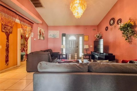 Casa en venta en Kissimmee, Florida, 4 dormitorios, 154.4 m2 № 1909250 - foto 8