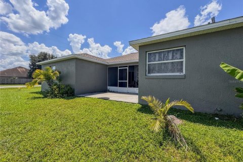 Casa en venta en Kissimmee, Florida, 4 dormitorios, 154.4 m2 № 1909250 - foto 25