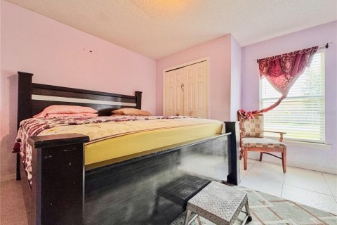 Casa en venta en Kissimmee, Florida, 4 dormitorios, 154.4 m2 № 1909250 - foto 22