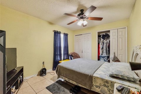 Casa en venta en Kissimmee, Florida, 4 dormitorios, 154.4 m2 № 1909250 - foto 23