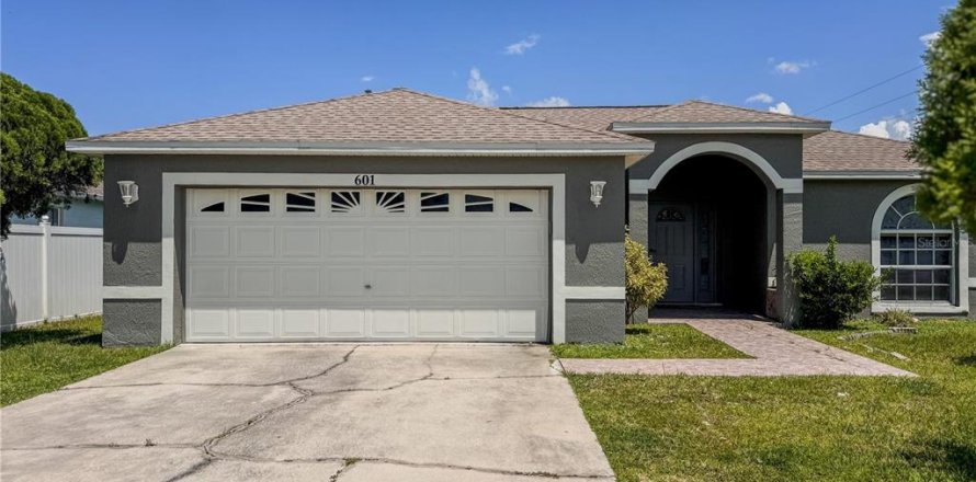 Casa en Kissimmee, Florida 4 dormitorios, 154.4 m2 № 1909250