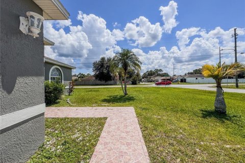 Casa en venta en Kissimmee, Florida, 4 dormitorios, 154.4 m2 № 1909250 - foto 3