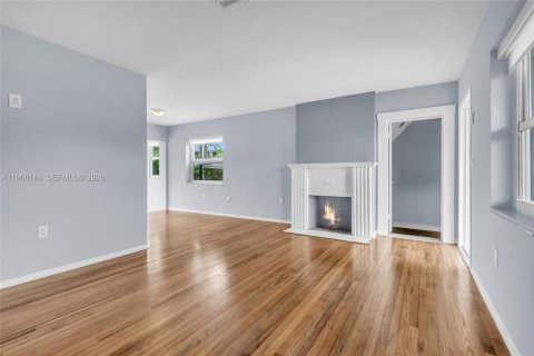 Villa ou maison à louer à Miami Springs, Floride: 3 chambres, 122.63 m2 № 2028350 - photo 19