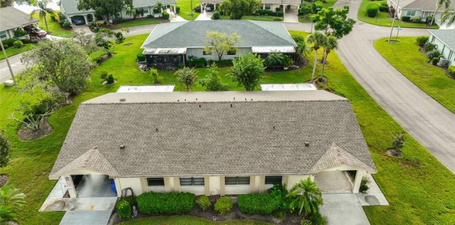 Condo in Sun City Center, Florida, 2 bedrooms  № 2103512