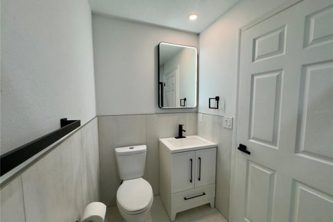 Villa ou maison à vendre à Orlando, Floride: 5 chambres, 288 m2 № 2421779 - photo 14
