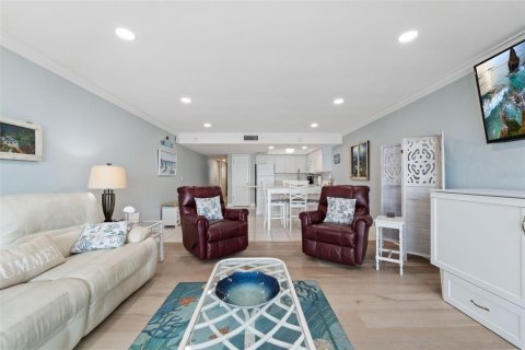 Купить коммерческую недвижимость в Сент-Питерсберг, Флорида 1 спальня, 80.36м2, № 1908821 - фото 16