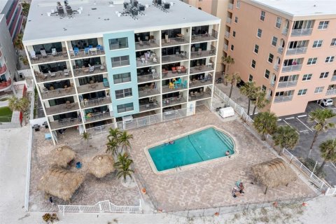 Купить коммерческую недвижимость в Сент-Питерсберг, Флорида 1 спальня, 80.36м2, № 1908821 - фото 30