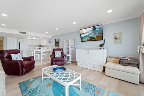 Купить коммерческую недвижимость в Сент-Питерсберг, Флорида 1 спальня, 80.36м2, № 1908821 - фото 18