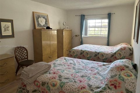 Condo in Margate, Florida, 1 bedroom  № 1478477 - photo 16