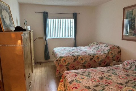 Condo in Margate, Florida, 1 bedroom  № 1478477 - photo 17