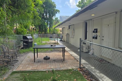 Appartement à louer à Hallandale Beach, Floride: 3 chambres, 152.27 m2 № 2390147 - photo 14