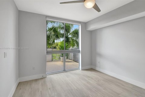Condo in Delray Beach, Florida, 2 bedrooms  № 1476120 - photo 26