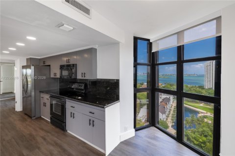 Copropriété à louer à Miami, Floride: 3 chambres, 143.44 m2 № 2084375 - photo 8