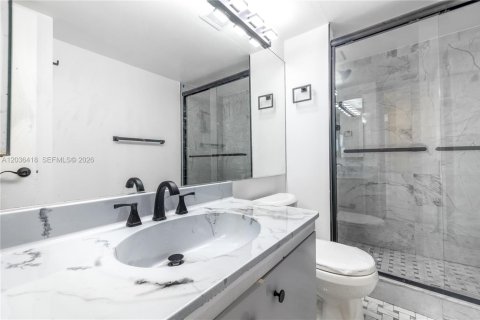 Copropriété à louer à Miami, Floride: 3 chambres, 143.44 m2 № 2084375 - photo 15