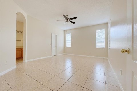 Casa en alquiler en Orlando, Florida, 4 dormitorios, 183.3 m2 № 2096296 - foto 12