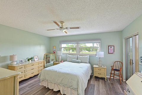Condo in Bradenton, Florida, 2 bedrooms  № 2391015 - photo 15