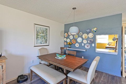 Condo in Bradenton, Florida, 2 bedrooms  № 2391015 - photo 5
