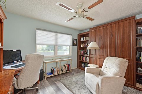 Condo in Bradenton, Florida, 2 bedrooms  № 2391015 - photo 12