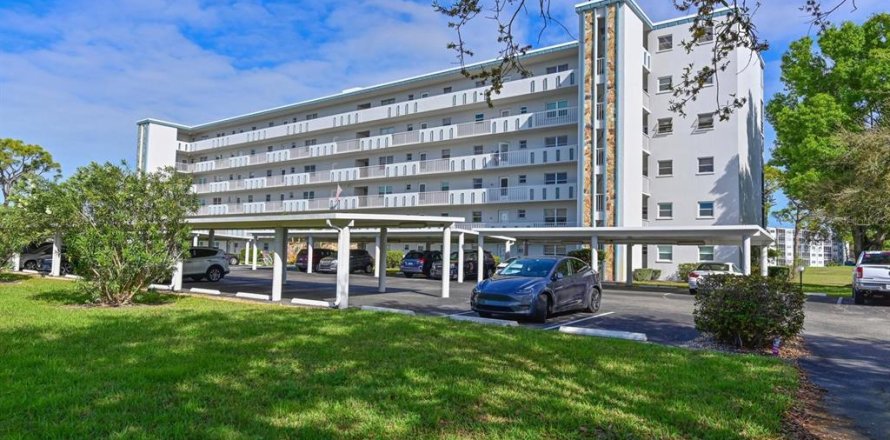 Condo in Bradenton, Florida, 2 bedrooms  № 2391015