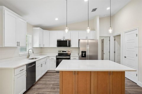 House in Dunnellon, Florida 4 bedrooms, 162.67 sq.m. № 2198975 - photo 21